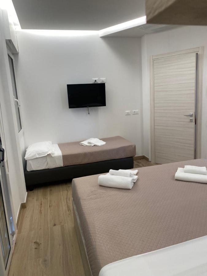 Hotel Neps - Nuova Gestione Lido di Jesolo Esterno foto