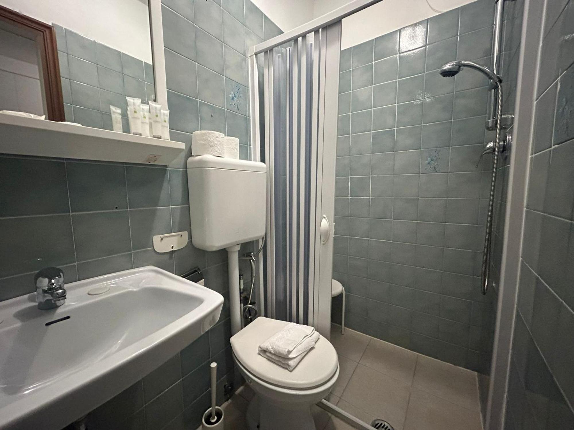 Hotel Neps - Nuova Gestione Lido di Jesolo Esterno foto