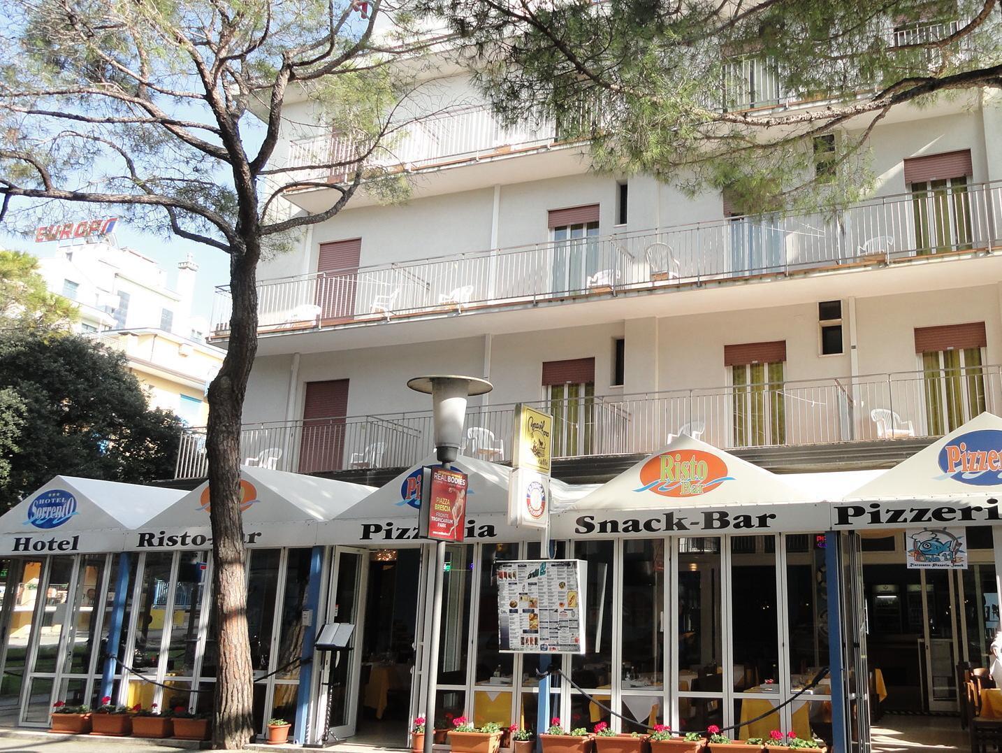 Hotel Neps - Nuova Gestione Lido di Jesolo Esterno foto